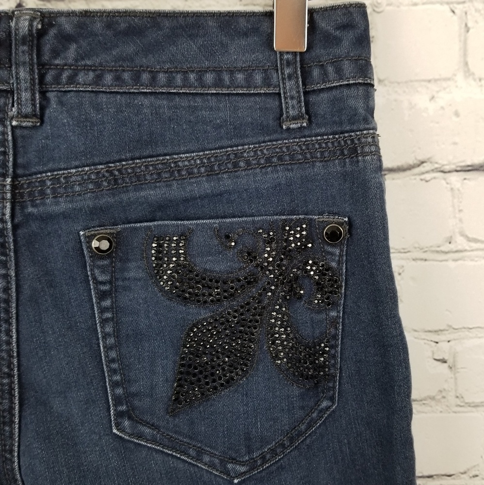 ISPIRI | classic fit studded rhinestone flare jean